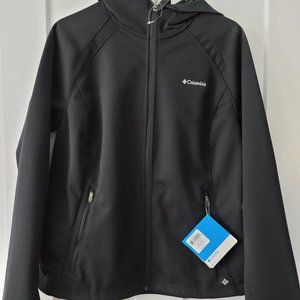 New without tags! Columbia Women's Supah Buttah Softshell Jacket